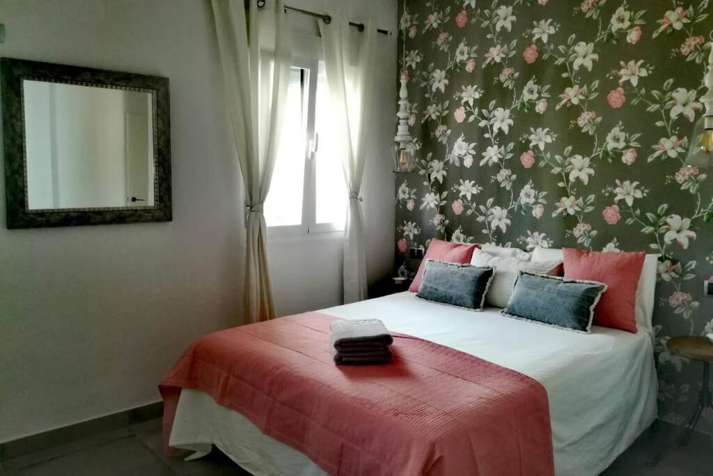 El Patio De San Bernardo Apartment เซบีญา ภายนอก รูปภาพ