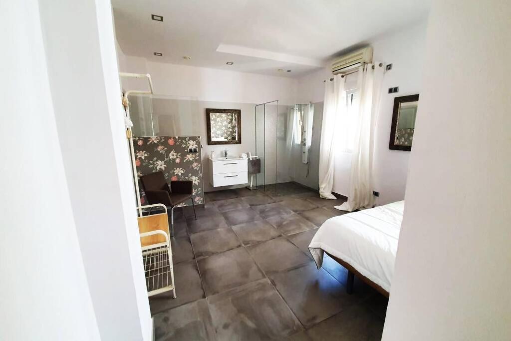 El Patio De San Bernardo Apartment เซบีญา ภายนอก รูปภาพ