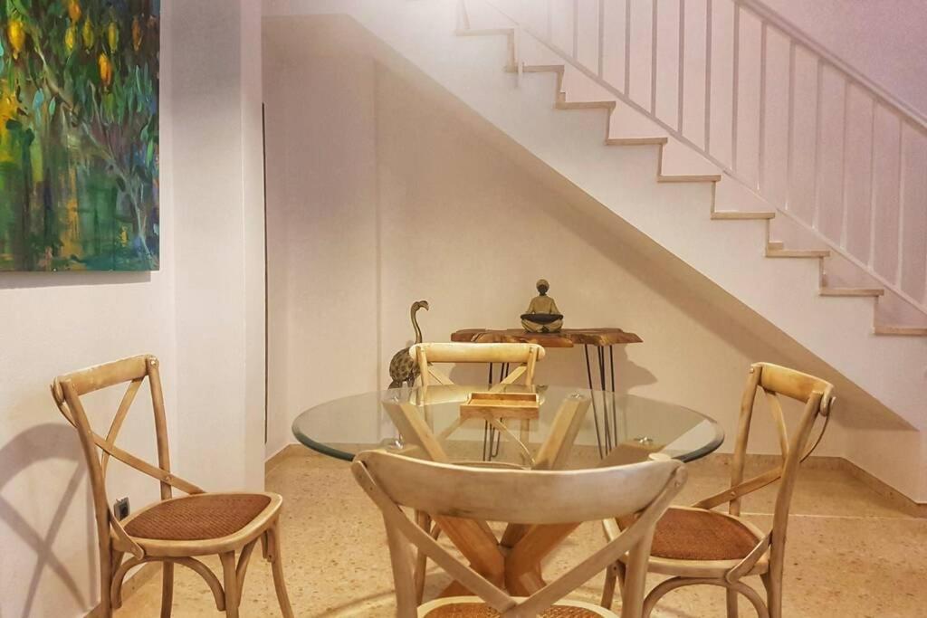 El Patio De San Bernardo Apartment เซบีญา ภายนอก รูปภาพ