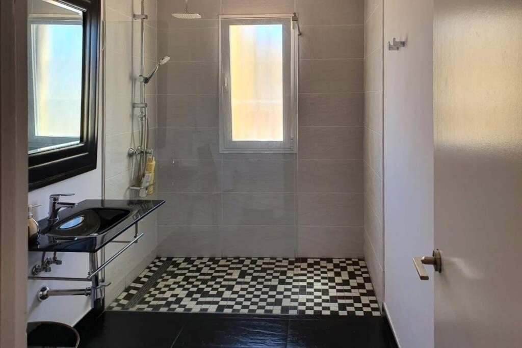 El Patio De San Bernardo Apartment เซบีญา ภายนอก รูปภาพ