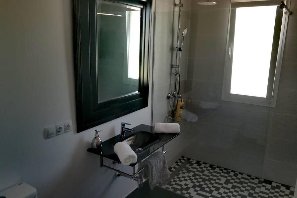 El Patio De San Bernardo Apartment เซบีญา ภายนอก รูปภาพ