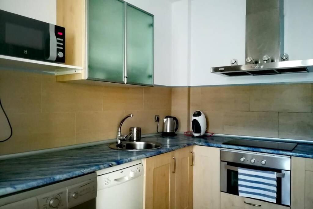 El Patio De San Bernardo Apartment เซบีญา ภายนอก รูปภาพ