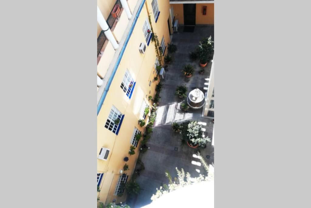 El Patio De San Bernardo Apartment เซบีญา ภายนอก รูปภาพ