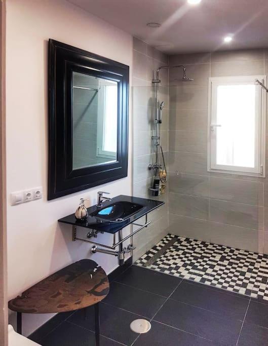 El Patio De San Bernardo Apartment เซบีญา ภายนอก รูปภาพ