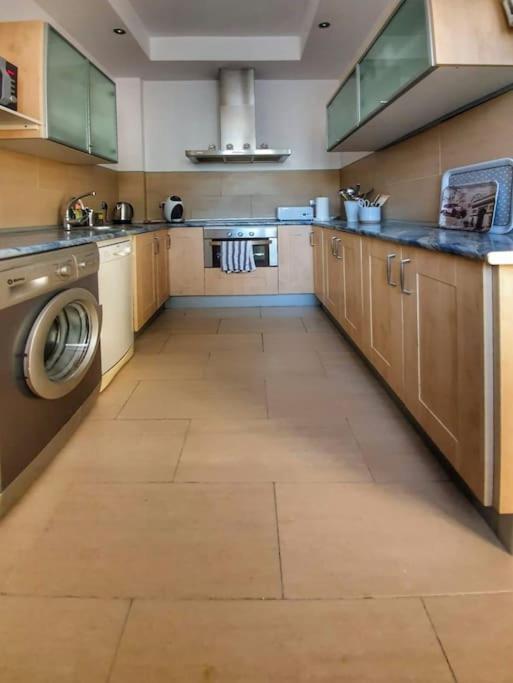 El Patio De San Bernardo Apartment เซบีญา ภายนอก รูปภาพ