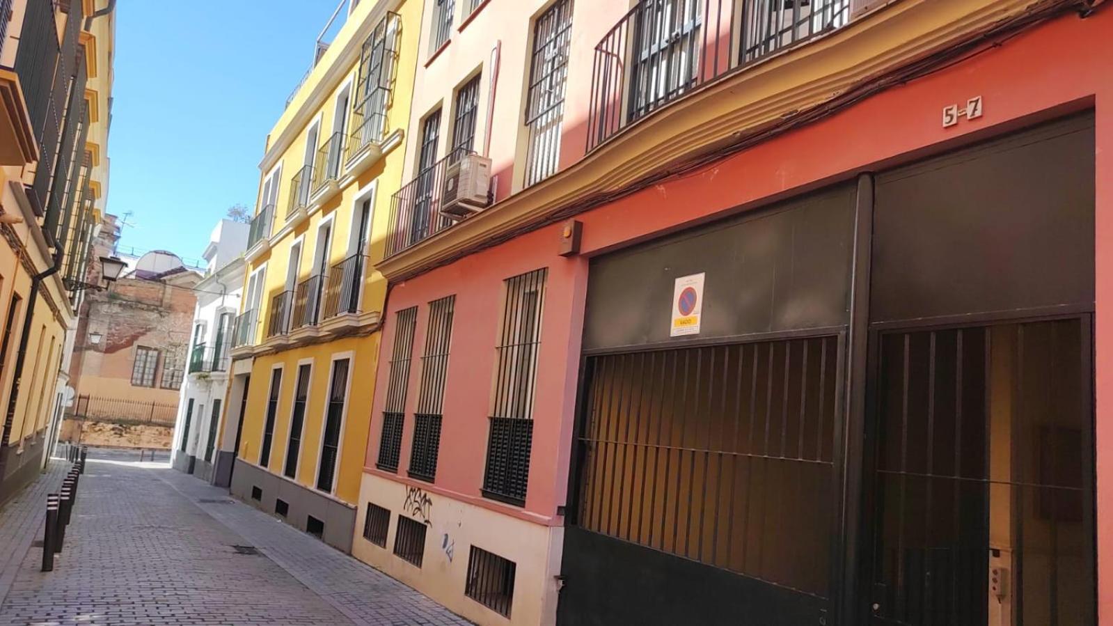 El Patio De San Bernardo Apartment เซบีญา ภายนอก รูปภาพ